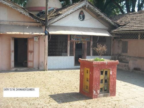 Ganadevi-Shivmandir-near-Vengania-River-2