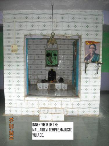 Maljaidevi-temple-maluste-inner-view-1